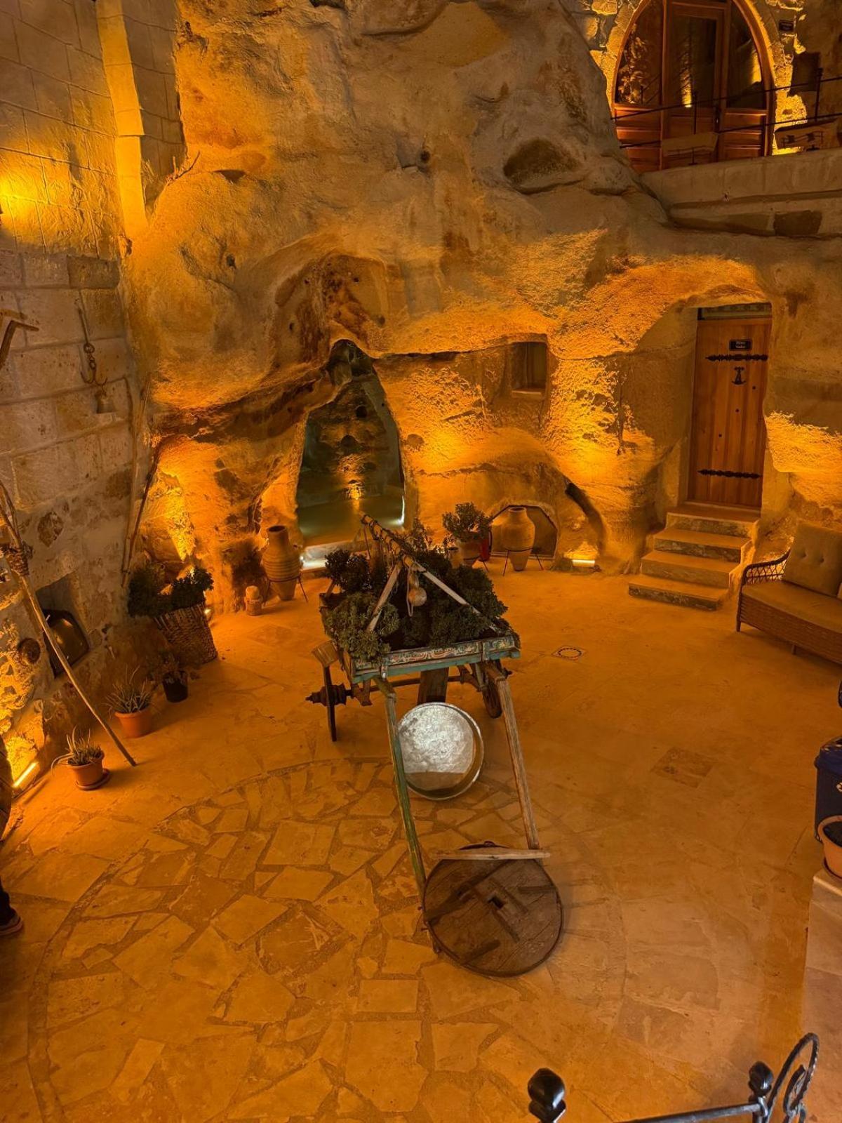 My Cave Suites เนฟซิเฮียร์ ภายนอก รูปภาพ