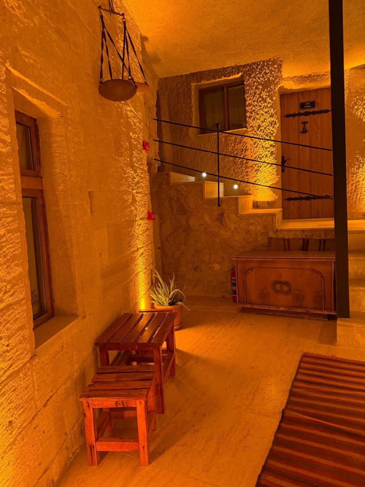 My Cave Suites เนฟซิเฮียร์ ภายนอก รูปภาพ